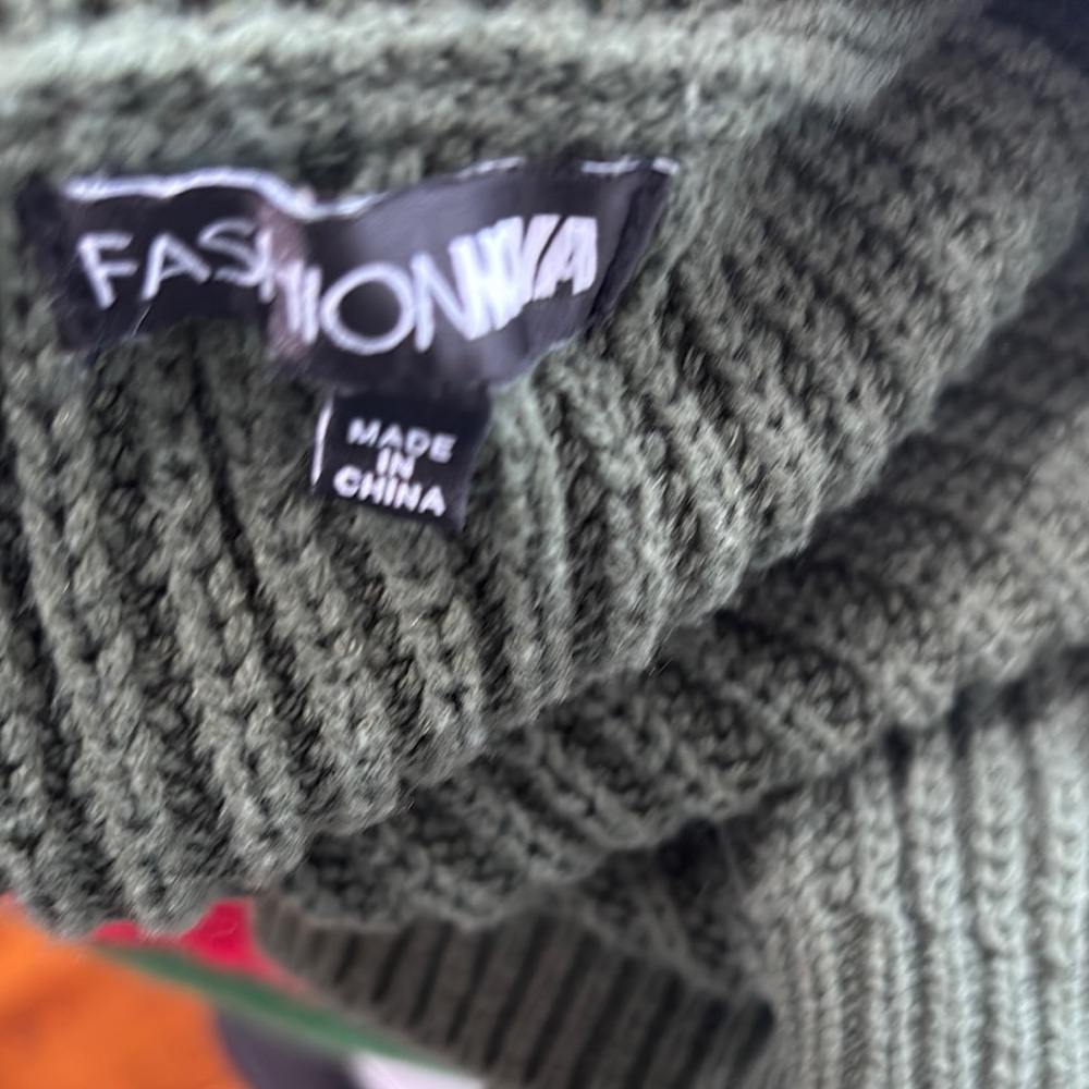 Fashion Nova Olive Green Knit Sweater - Picture 4 of 5